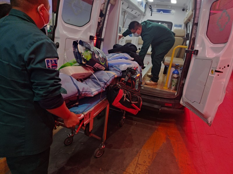 如何選擇合適的非急救救護車轉院服務，避免不必要的麻煩？